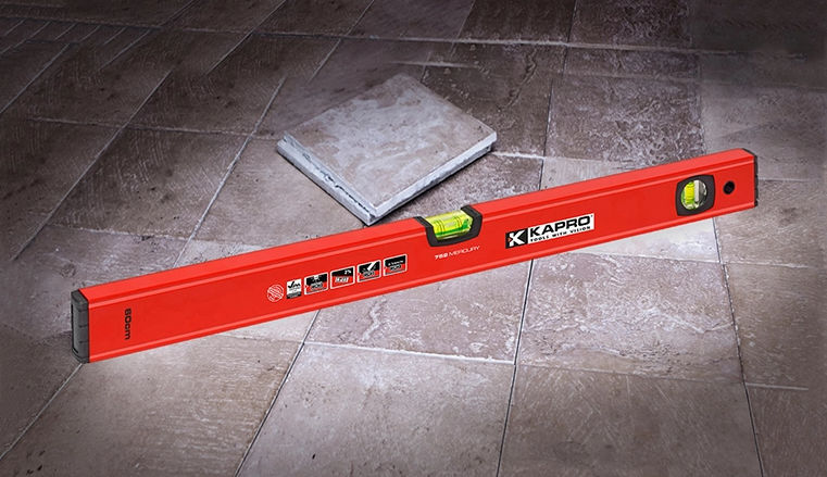 DEWEPRO® Niveau à Bulle Professionnel En Aluminium Laqué Rouge - Longueur : 60 Cm 0,6 M - Tolérance De Mesure : 0,5 Mm/m - Niveau à Bulle En Aluminium