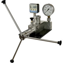 Calibrateur de pression / pour manomètre...