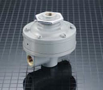 Amplificateur pneumatique de pression
