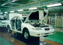 Convoyeur pour l'industrie automobile /...