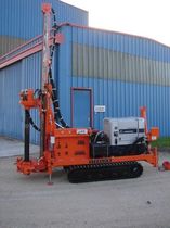 Foreuse multifonction / sur chenilles /...