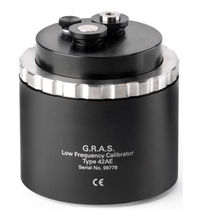 Calibrateur acoustique / pour sonomètre