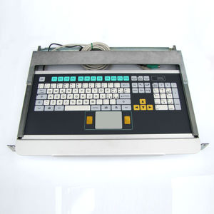 clavier monté sur rack-tiroir