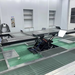 table élévatrice pour l'entretien des véhicules 1