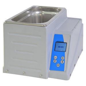bain-marie de laboratoire