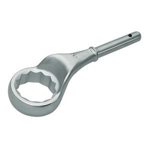 clé polygonale en acier
