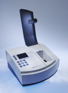 spectrophotomètre visible / benchtop / à simple faisceau
