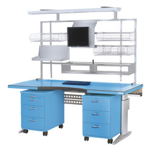 table de travail de laboratoire