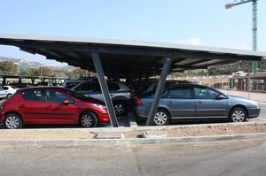 abri de voiture solaire