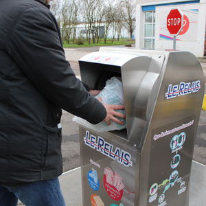 conteneur enterré pour textiles