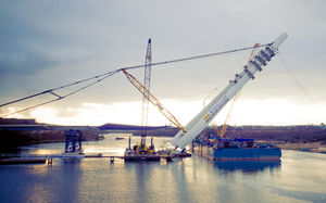 grue sur barge