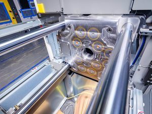 système de changement de moule électromagnétique