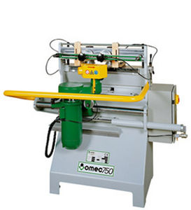 fraiseuse CNC à 3 axes / universelle