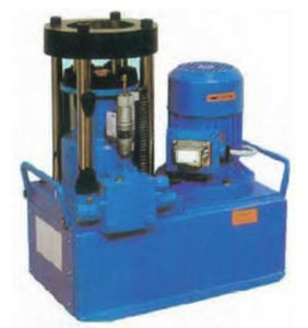 machine de sertissage de tuyau flexible