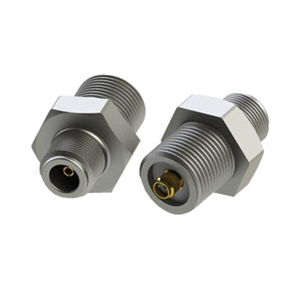 traversée de cloison pour câble coaxial RF