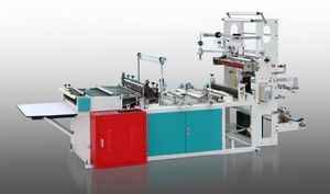 machine de fabrication de sacs en plastique 1