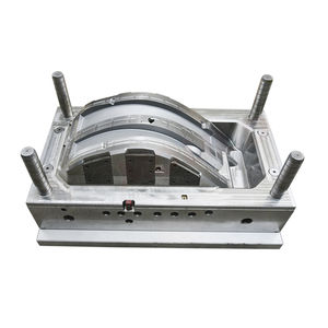 moule d'injection plastique multi-empreintes