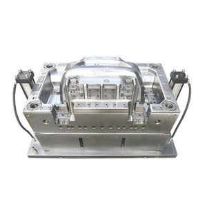 moule d'injection plastique multi-empreintes