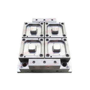 moule d'injection plastique multi-empreintes