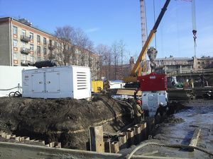 enfonce-pieux hydraulique