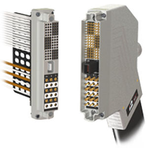 connecteur d'alimentation électrique / de données / DIN / SMT