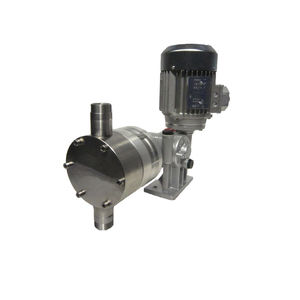 pompe à eau / électrique / à piston plongeur / industrielle