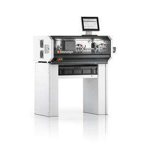 machine à couper et dénuder de câbles