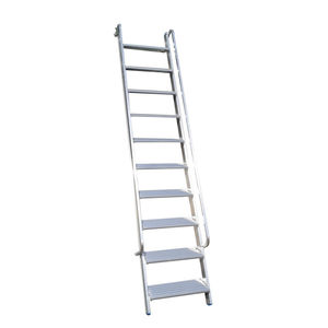 échelle en aluminium