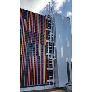 échelle en aluminium