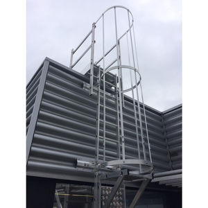 échelle en aluminium