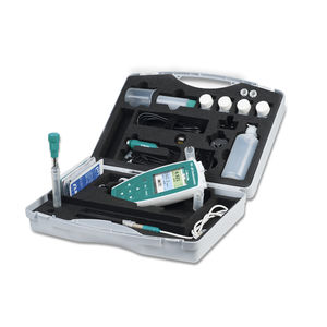 pH mètre avec conductimètre / portable / de laboratoire / numérique