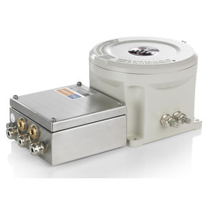 débitmètre massique / à effet Coriolis / pour liquides / compact