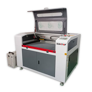 machine de découpe laser CO2