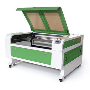 machine de découpe laser CO2