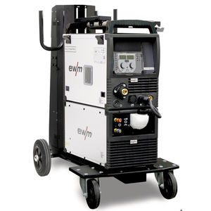machine de soudage MAG 1