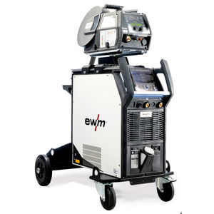 machine de soudage MAG 1