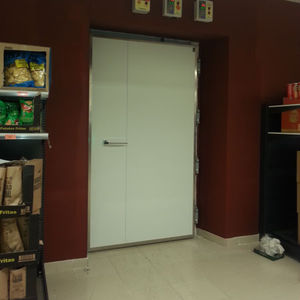 portes avec charnière