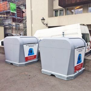 conteneur à déchets en plastique
