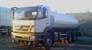 camion-citerne à eau