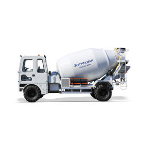camion malaxeur pour le béton