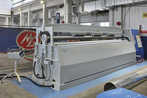 rouleuse à 4 rouleaux