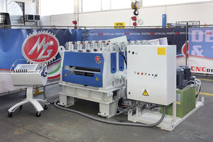 machine à redresser pour tôle