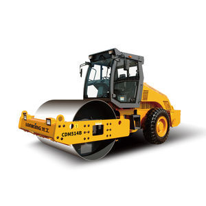 rouleau compresseur monocylindre