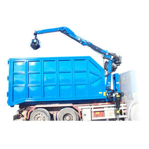 grue montée sur camion