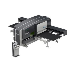 poinçonneuse CNC