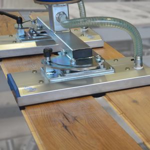 tube de levage pour planches de bois