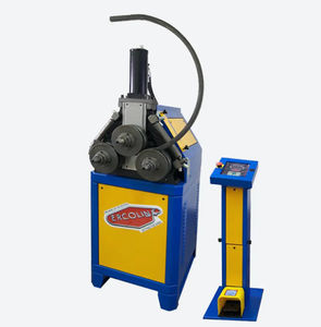 machine de roulage de tubes 1