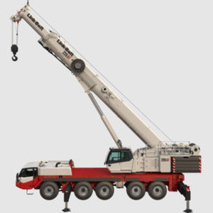 grue montée sur camion 1