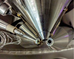 spectromètre de masse à ionisation secondaire