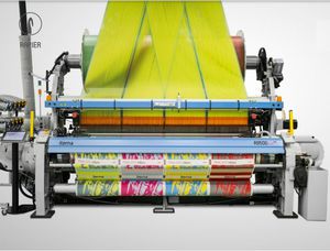machine de tissage à rapières